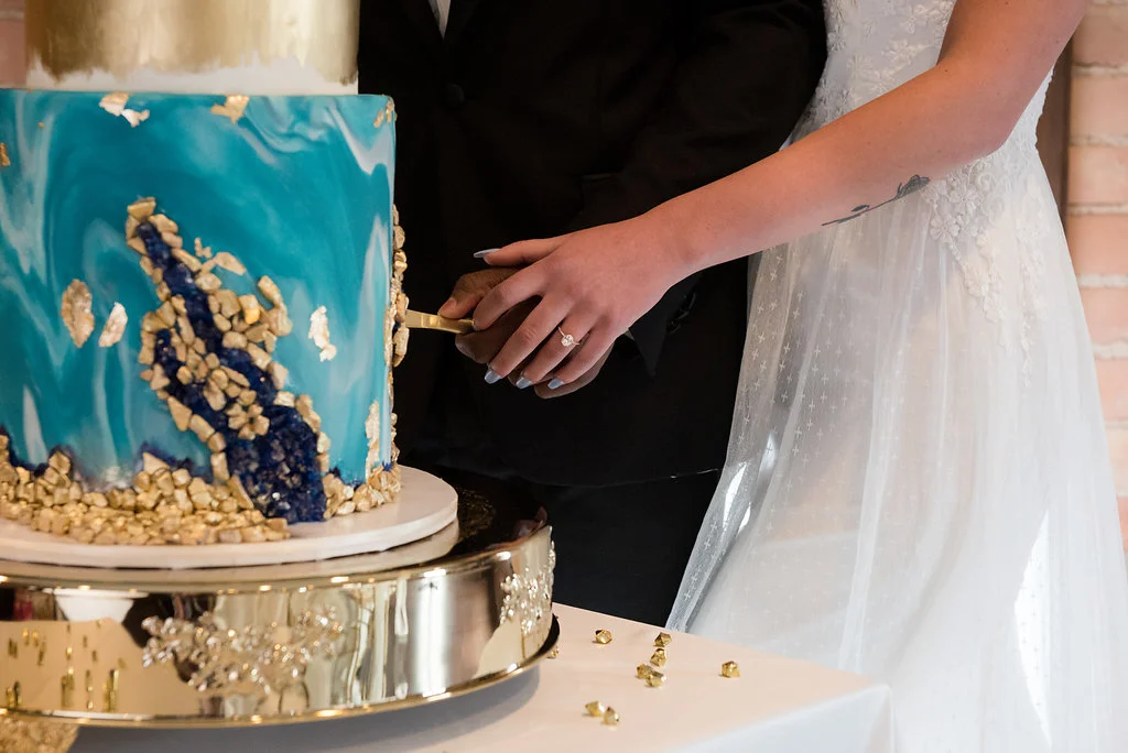 Teal-Gold-Geometric-Spring-Styled-Shoot-AwakenedLightPhotography-109.jpg