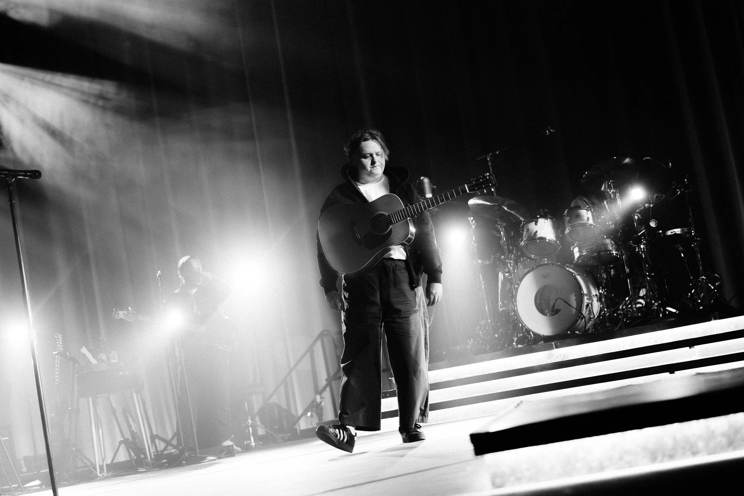 Lewis Capaldi Adelaide-18.jpg