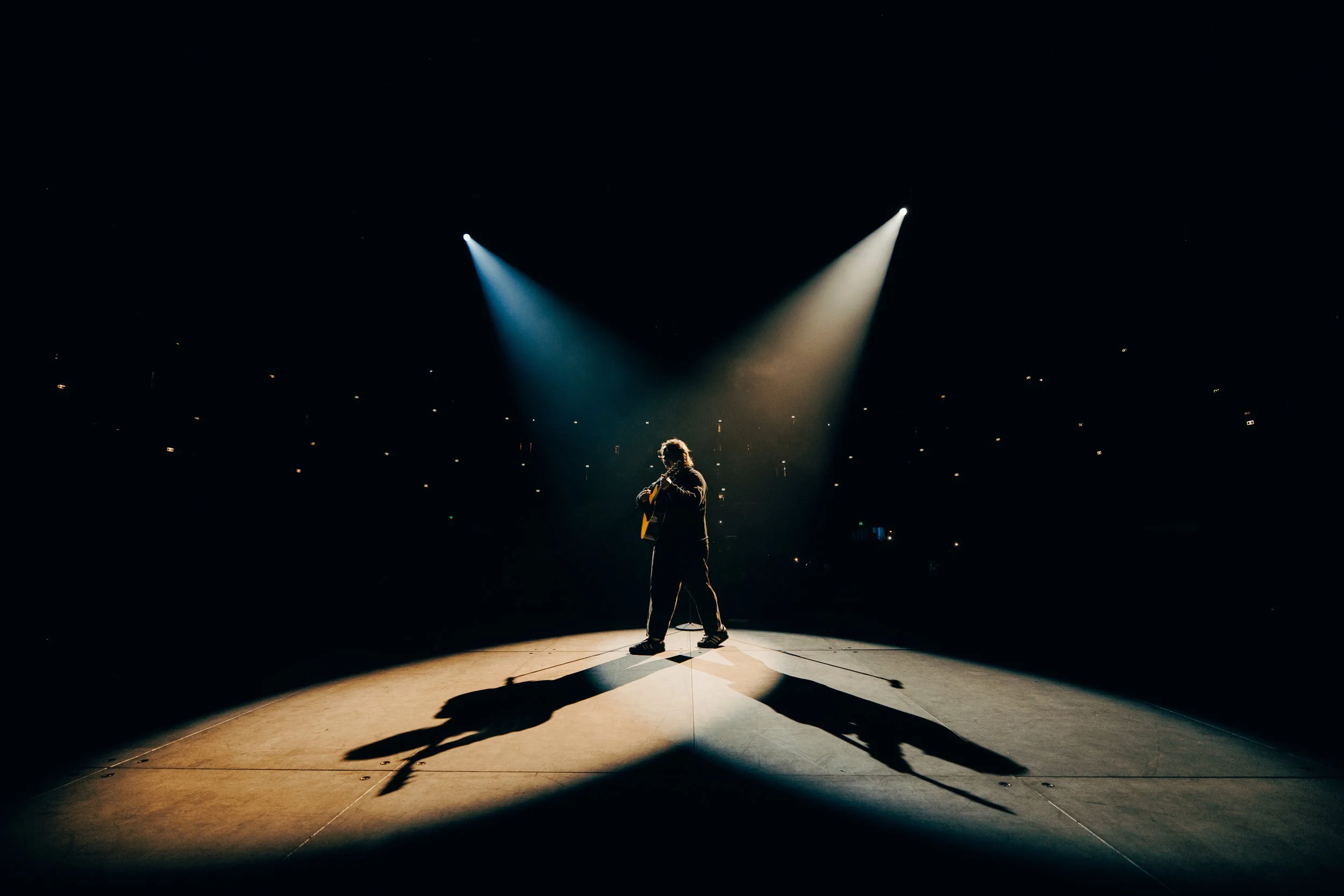 Lewis Capaldi Sydney 1-51 copy.jpg