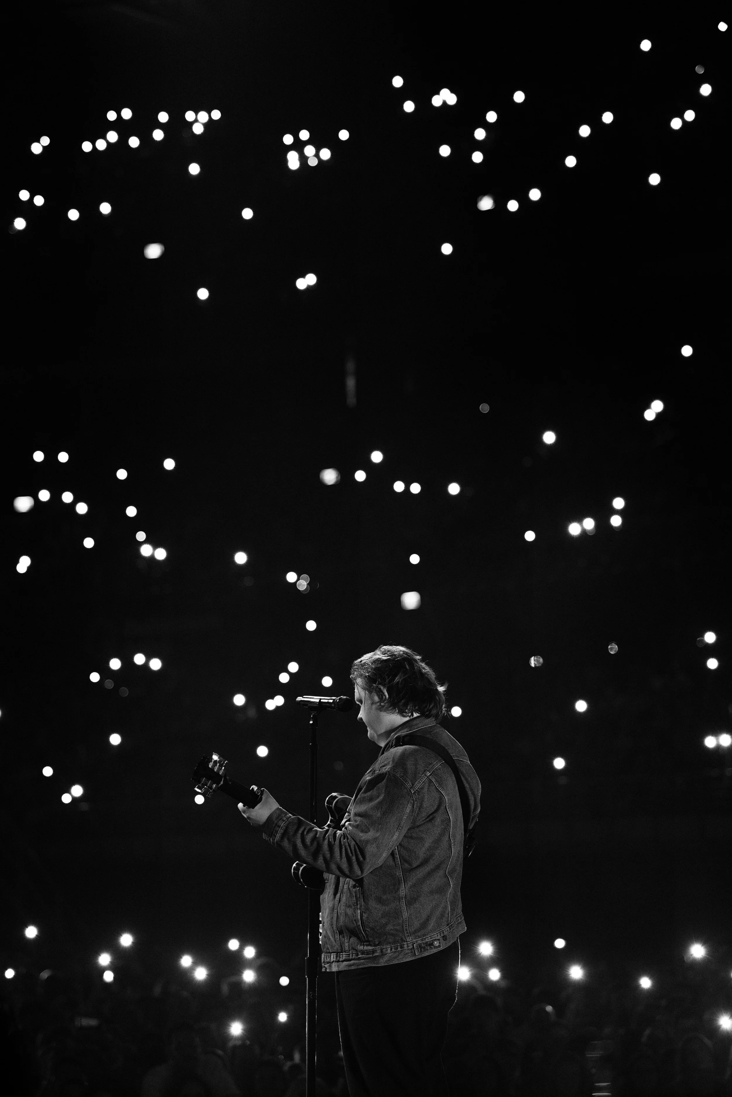 Lewis Capaldi Sydney 3-47.jpg
