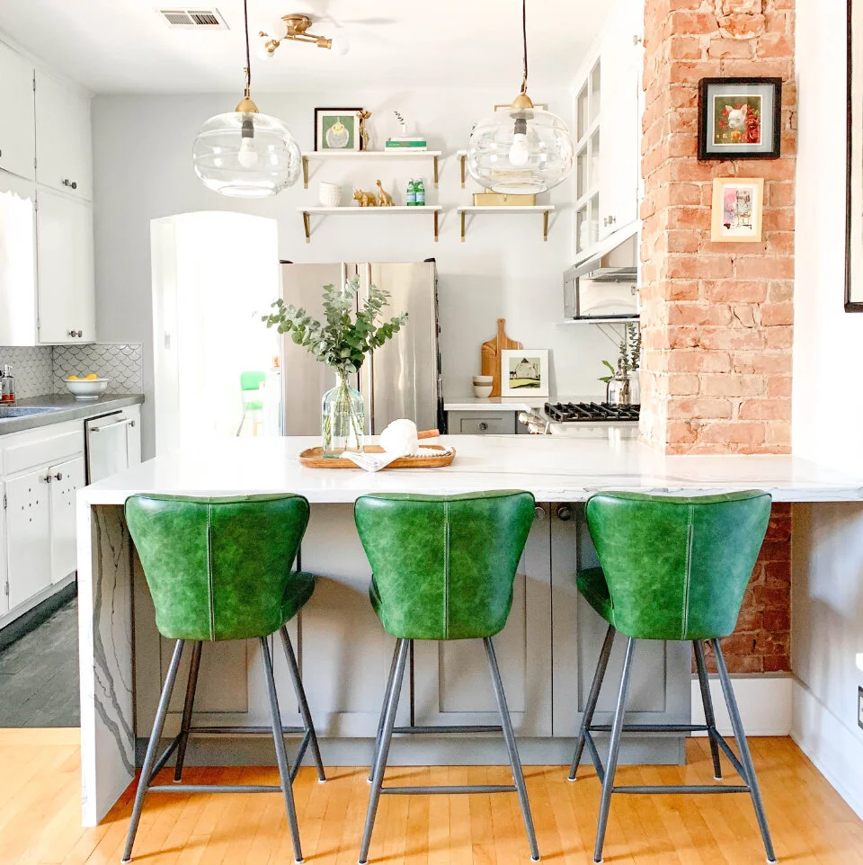 green-stools@2x.jpg