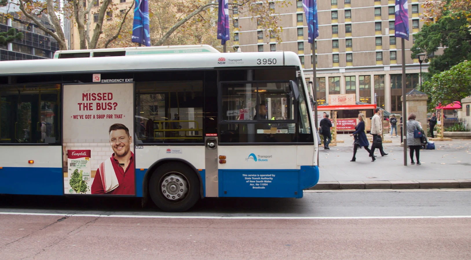 HSE2953_CA0136_missed_Bus_Portrait_NSW.jpg