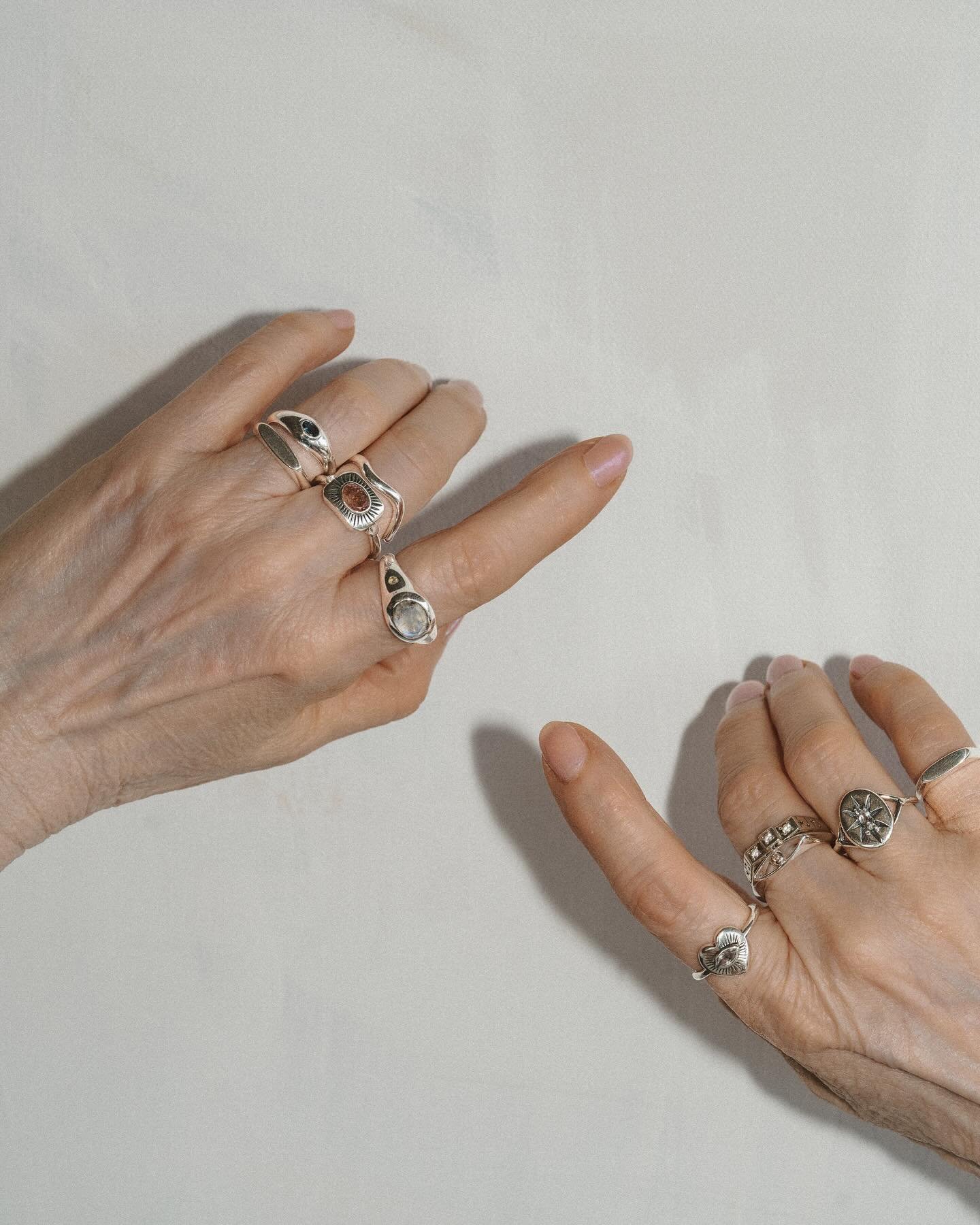 NEW for @zaleskajewelry with a very special model 🩷 (see stories)