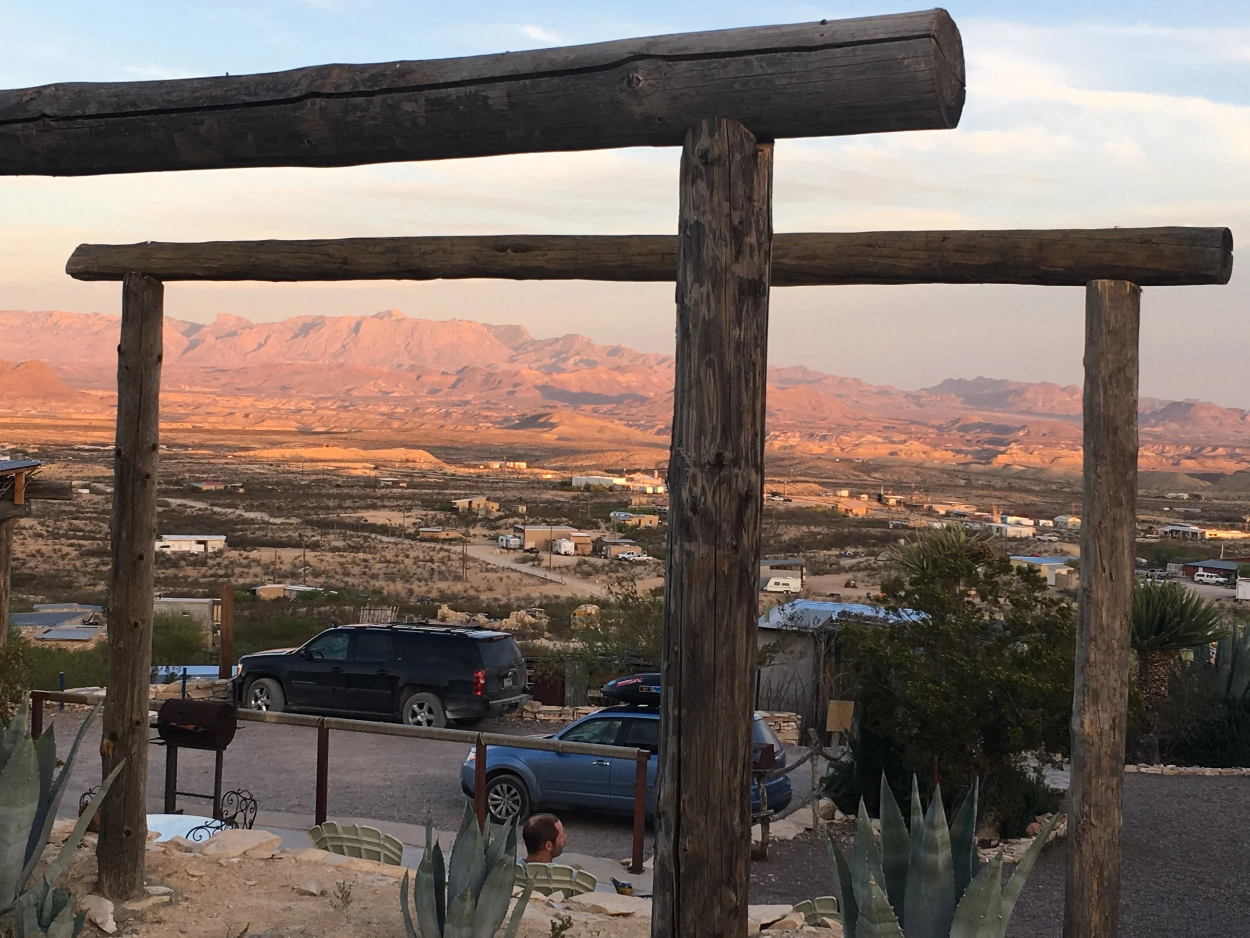 La Posada Milagro Guesthouse in Terlingua