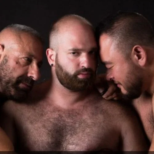 polyamorous males relationship.jpg