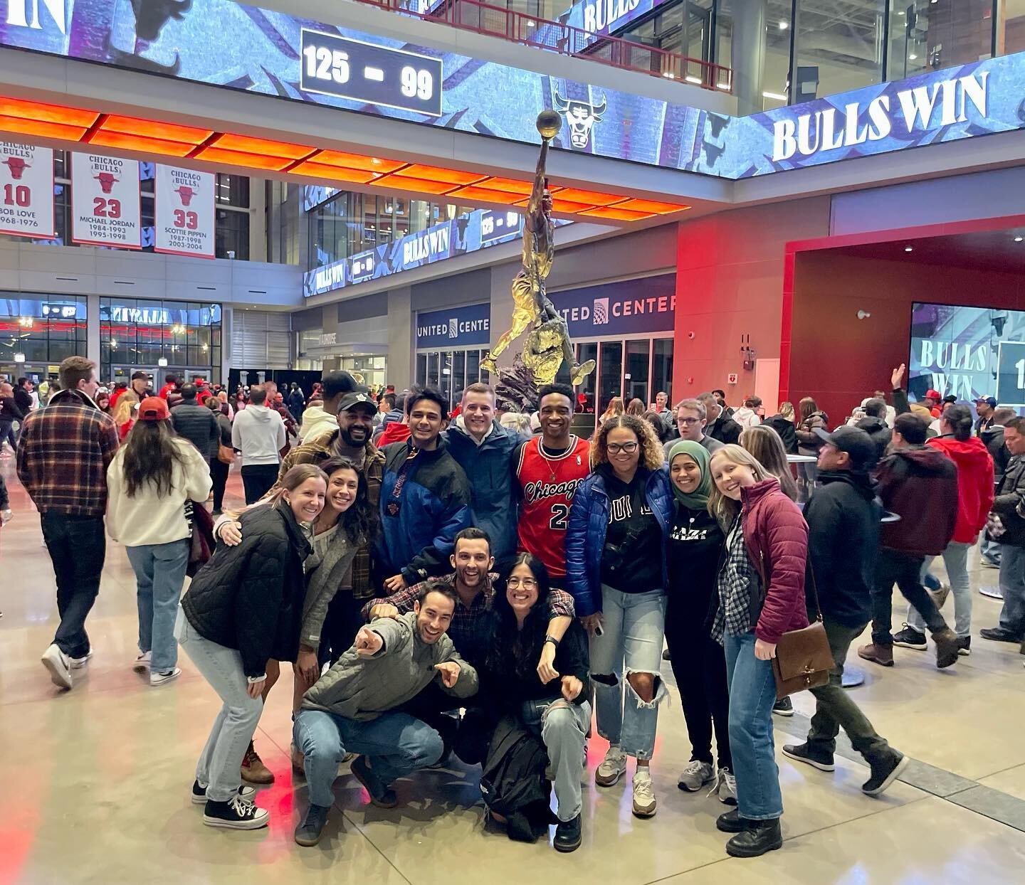 🏀 Amazing wellness outing watching the Bulls win tonight!