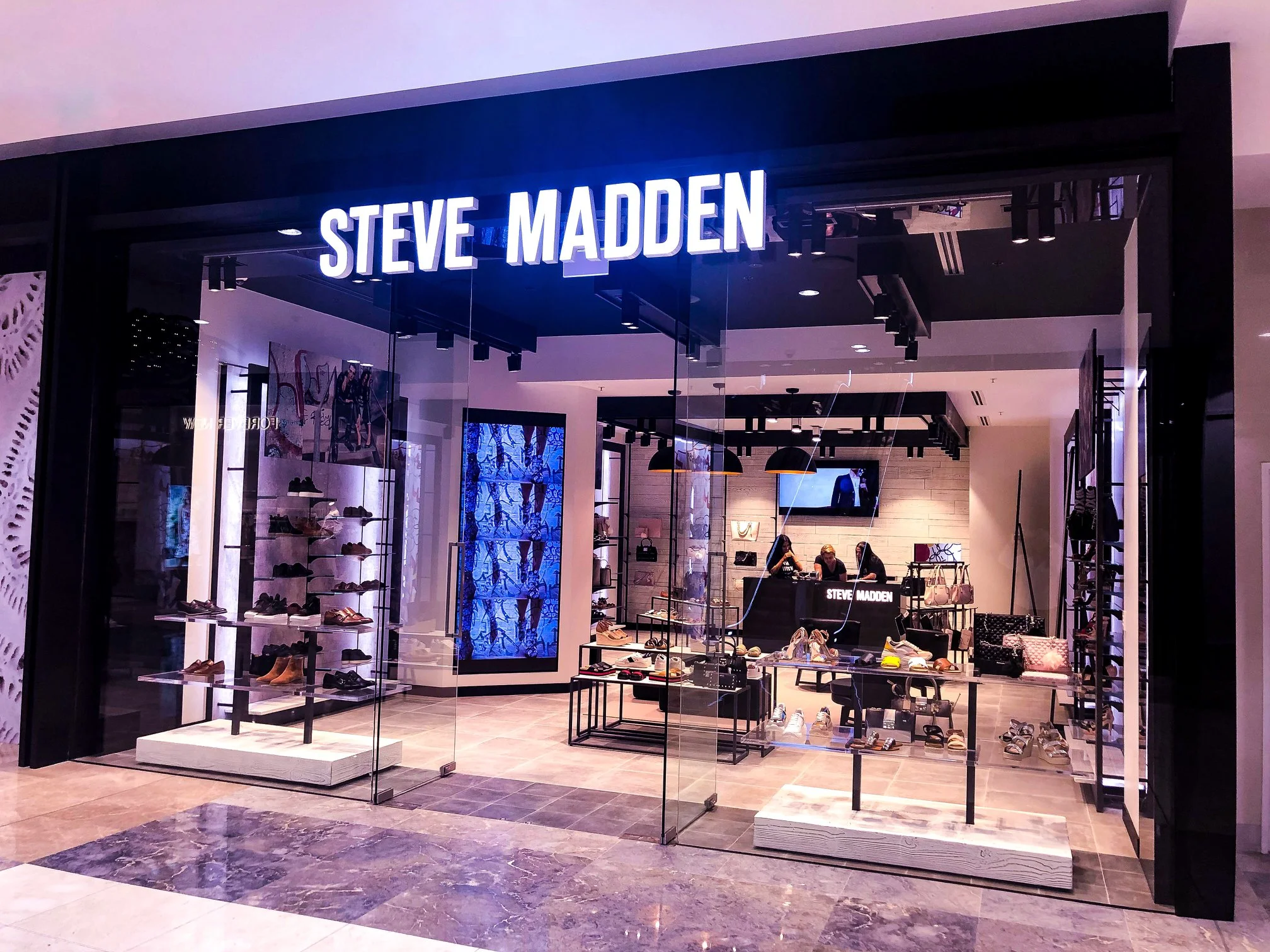 steve madden outlet stores