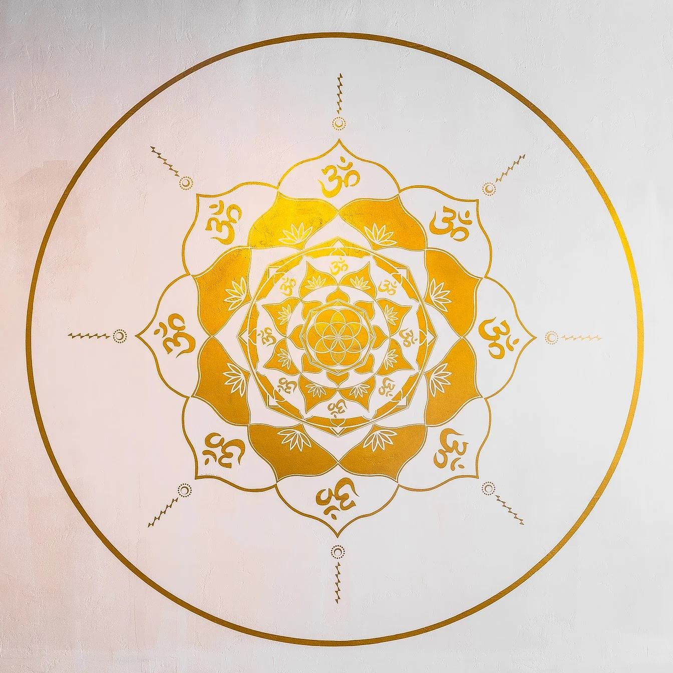 LOTUS MANDALA