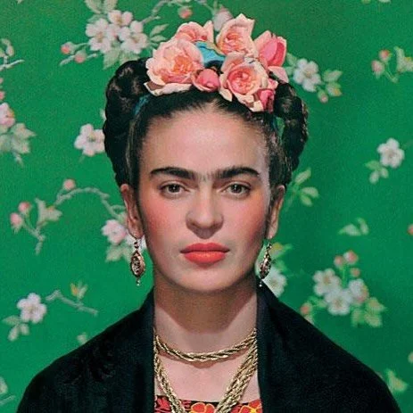 Happy International Women&rsquo;s Day to all the fierce and fragile, creative and practical, dynamic and patient, caring and take no prisoners, feeling and thinking, dark and light, unapologetically unique women today and all days!! 🙌🏼🙌🏼 💜🌺

#i