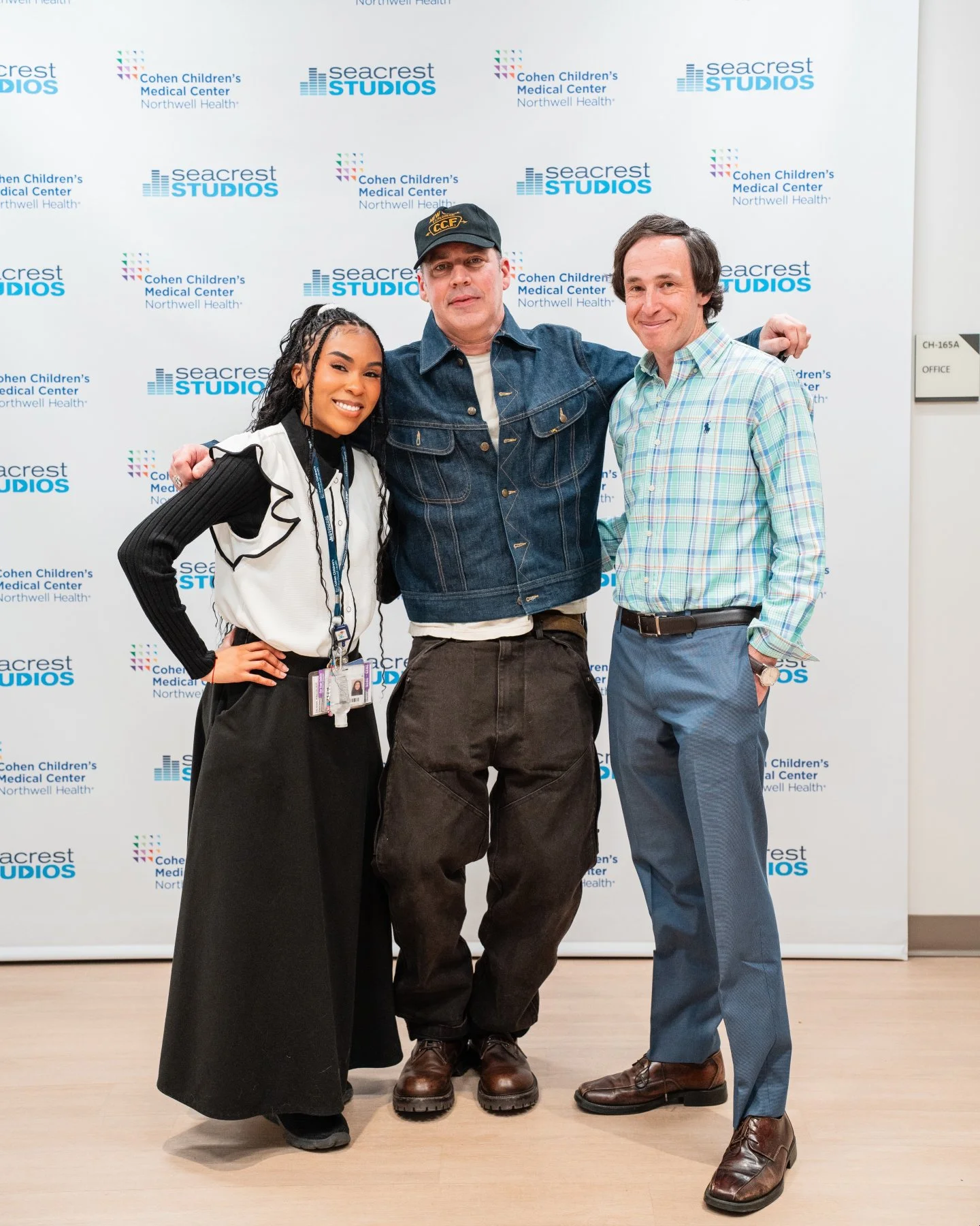 A meaningful visit to Seacrest Studios at @cohen_childrens this week with @johnrobertsfun. Thank you to everyone at the @ryanfoundation for having us.