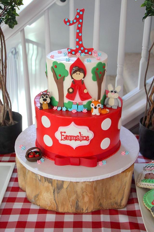 Little Red Riding Hood Cake  Birthday cake kids, Themed cakes, Girl cakes