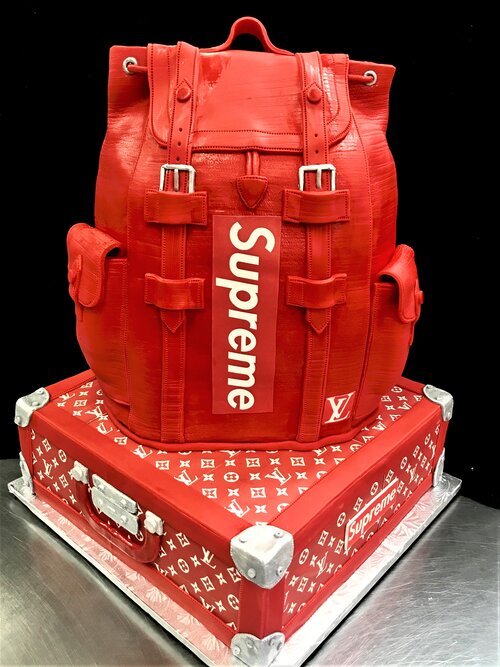 Louis Vuitton money bag  Louis vuitton cake, Money birthday cake, Cake  designs birthday