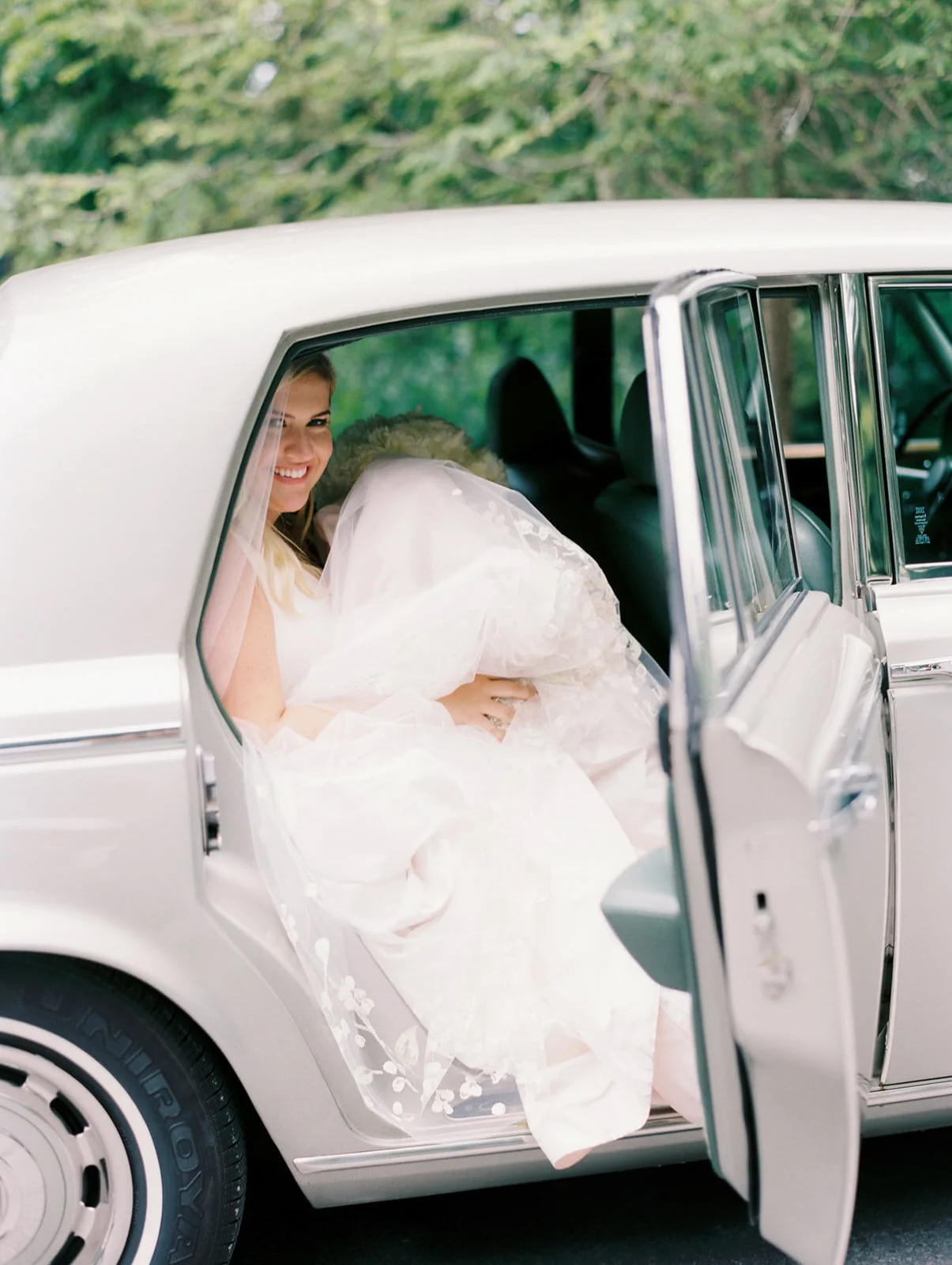 greenbrier-wedding-1016-min.jpg