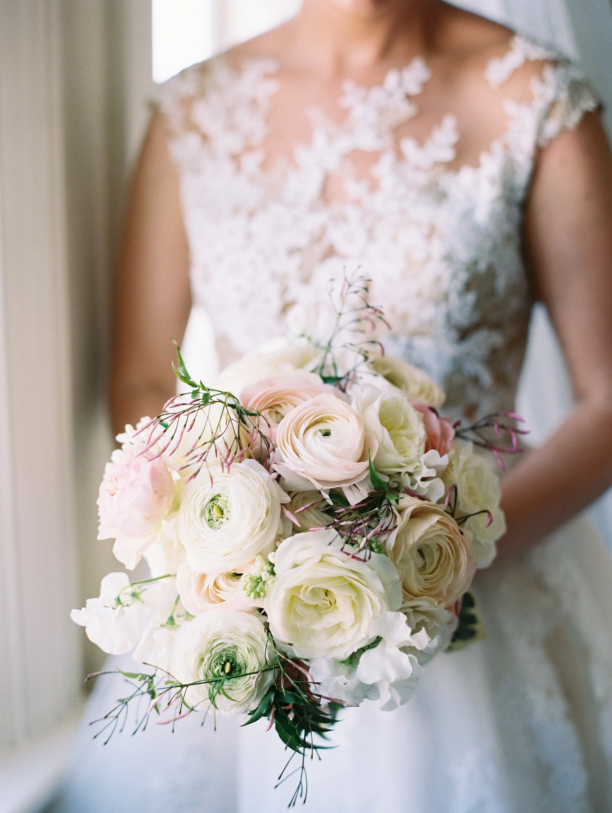 meridian_house_cheers_darling_wedding-7-min.jpg