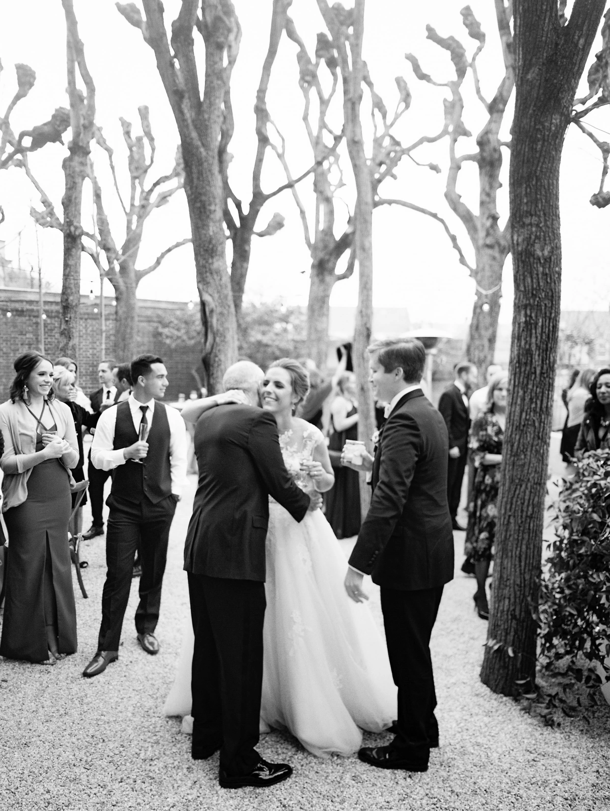 meridian_house_cheers_darling_wedding-22-min.jpg