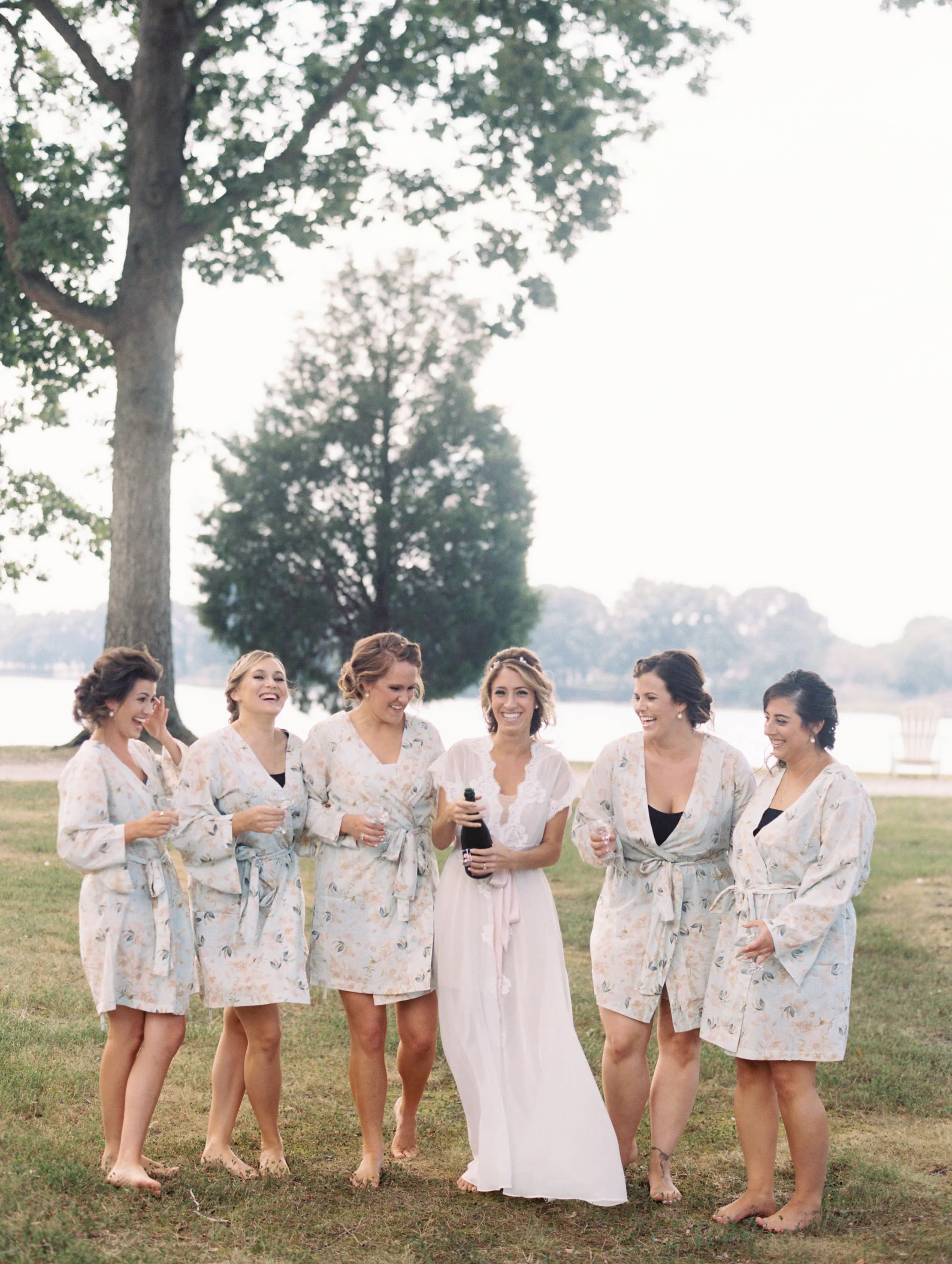 wye_river_estate_lauryn_prattes_romantic_wedding-10-min.jpg