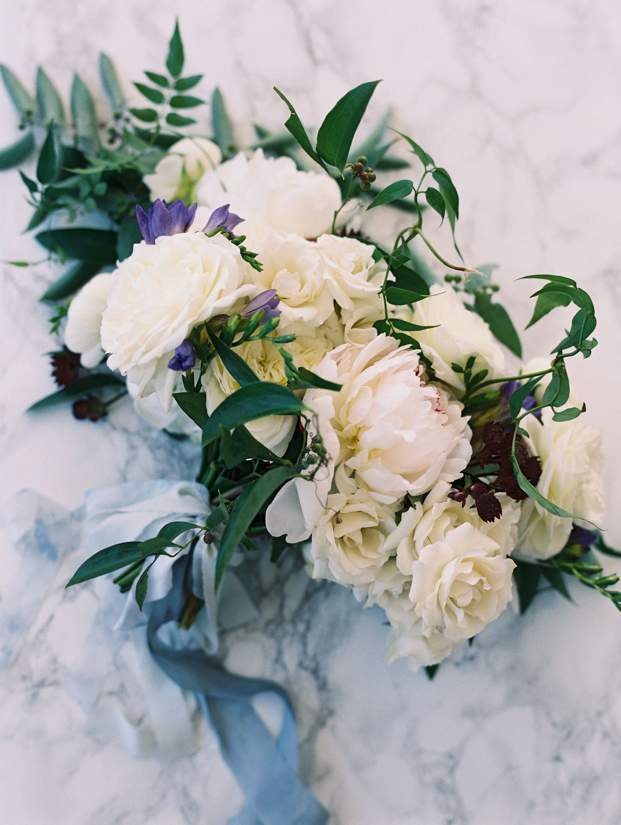 hay_adams_lauryn_prattes_flowerless_wedding-1-min.jpg