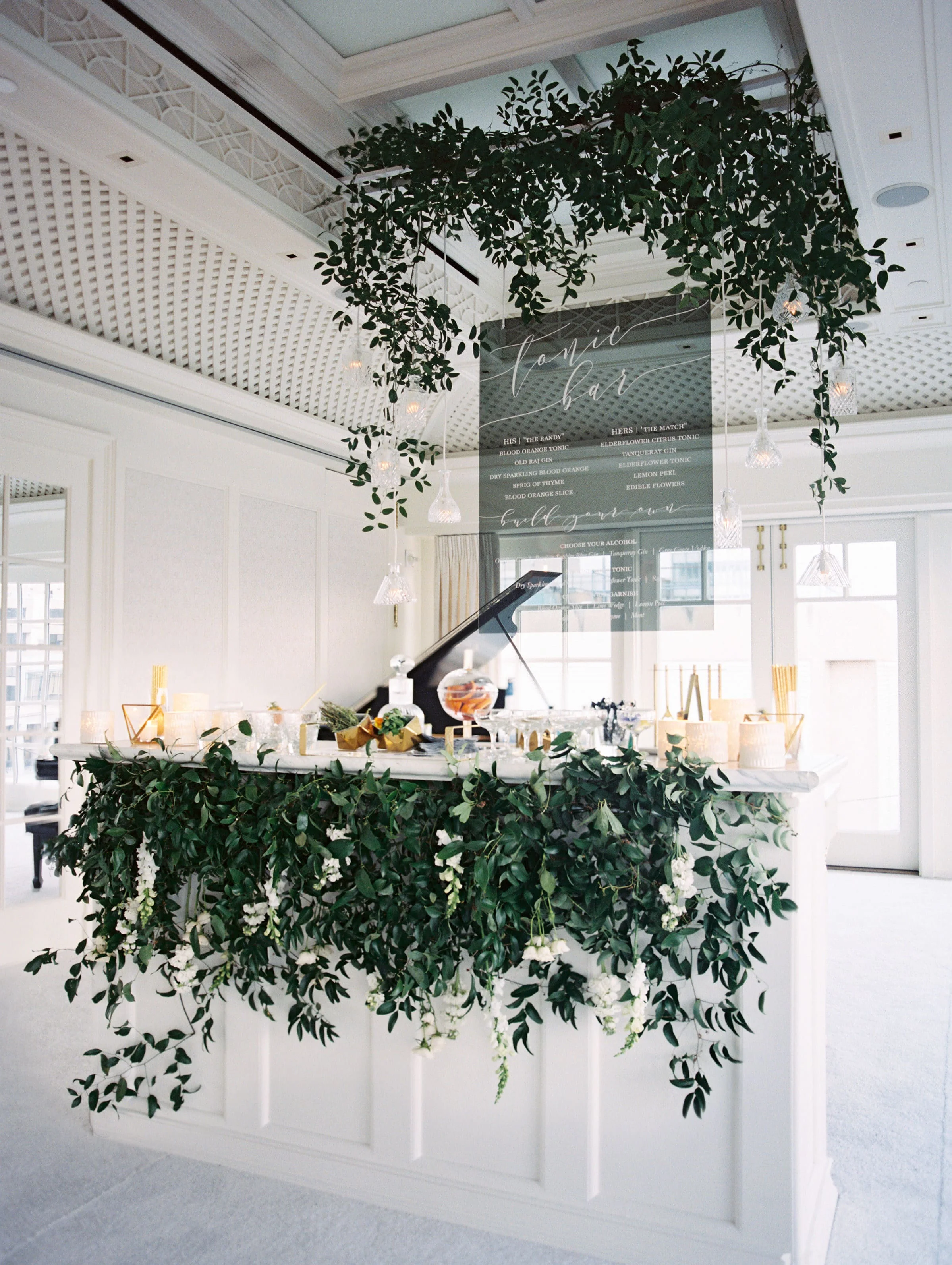 hay_adams_lauryn_prattes_flowerless_wedding-3-min.jpg
