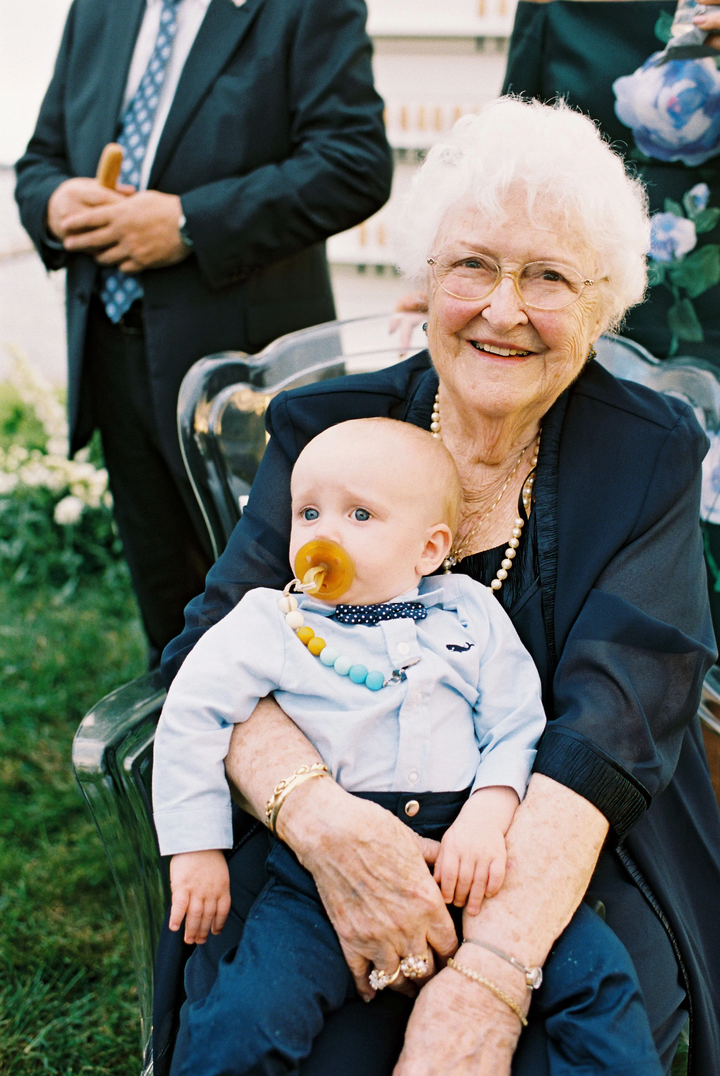 eastern_shore_lauryn_prattes_blue_wedding-22-min.jpg