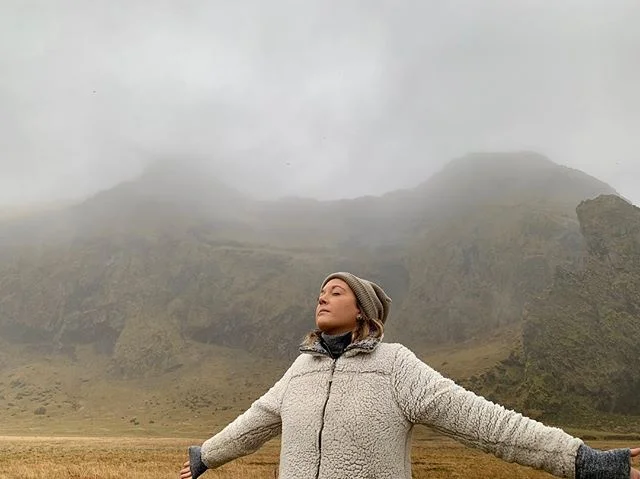 With outstretched arms, I&rsquo;m ready universe! I&rsquo;m showing up for my purpose! Help me to be fearless, present, and allow miracles!
