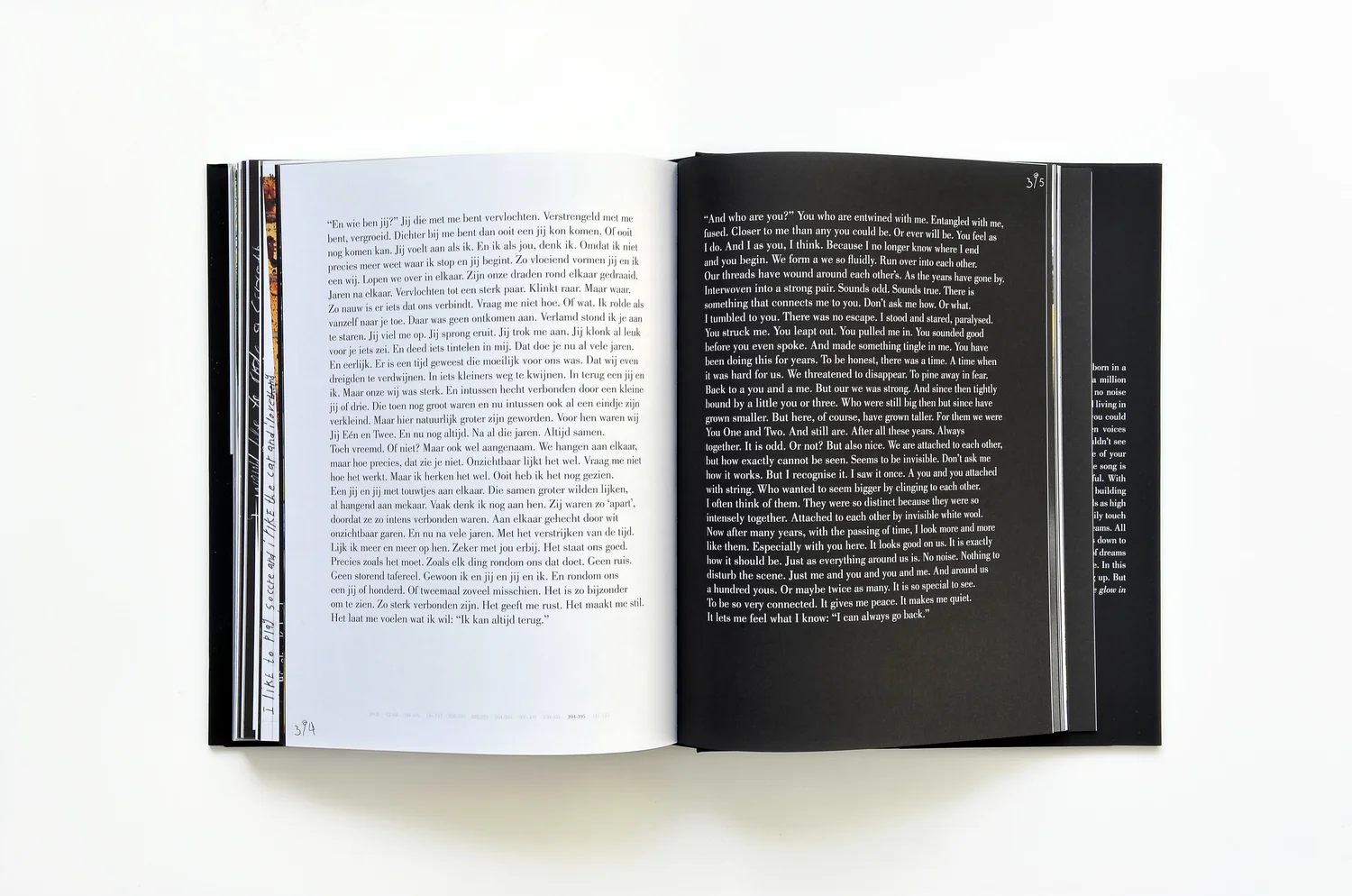 Boekenbox — A Little Glow In The Dark, image size:1500x994