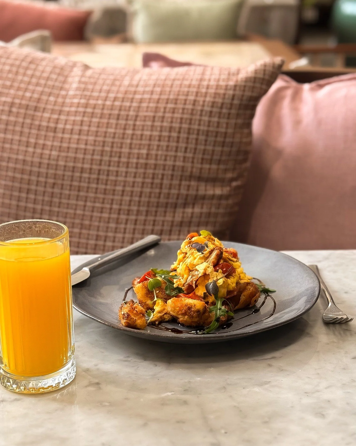 Flaky, buttery, and loaded with love. 🥐💫 Meet 
the Loaded Bacon Croissant - breakfast 
indulgence done right.

@galleriamall
@umhlanga_rocks
@gatewayumhlanga
@lighthousequarter_umhlanga

#CircusCircusCafe #LoadedCroissant
 #BaconLovers #DurbanBreak