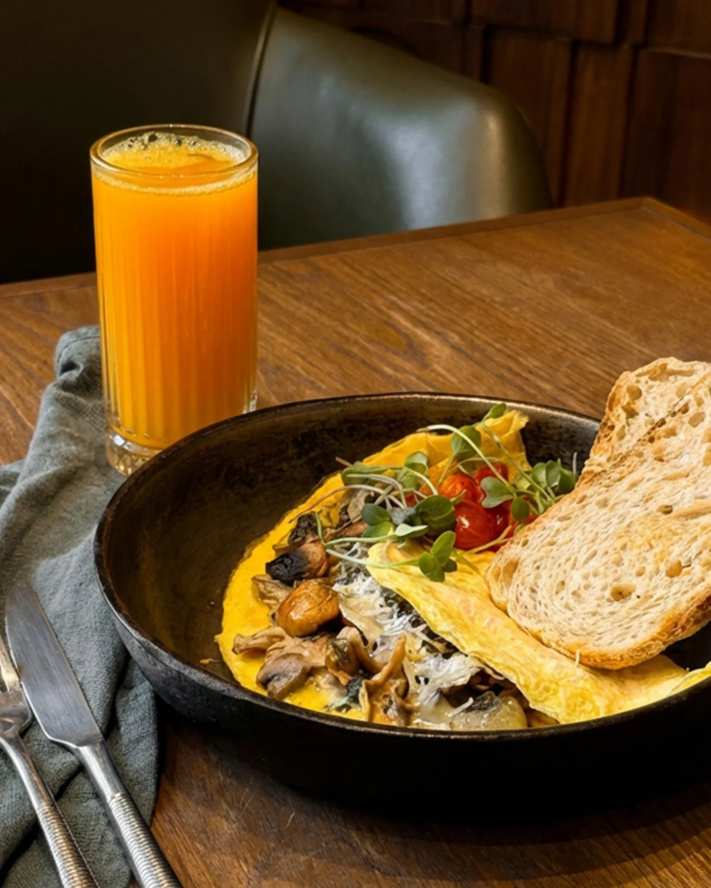 Reconnect with the good stuff. 🌿🍄 Our Forest Omelette is packed with earthy flavour and protein to keep your new-year goals on track - wholesome, hearty, and made fresh every morning.

@galleriamall
@umhlanga_rocks
@gatewayumhlanga
@lighthousequart