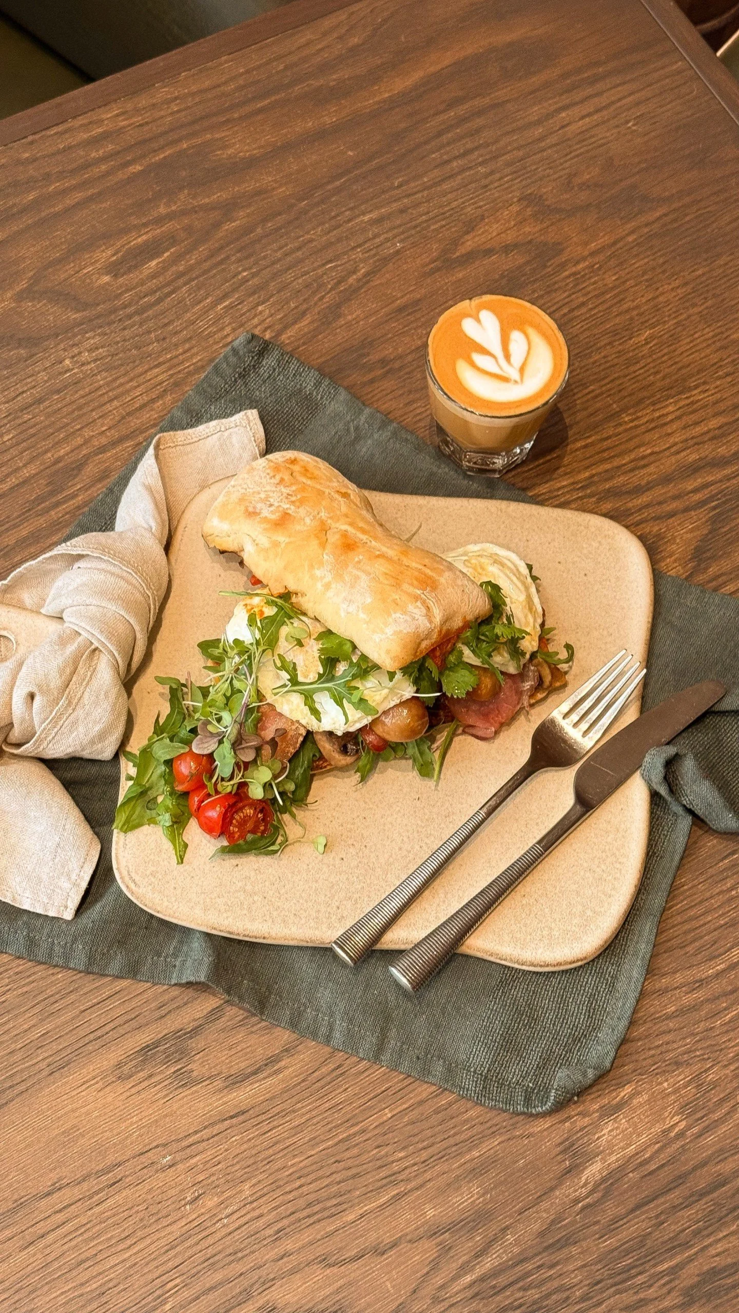 Morning people, this one&rsquo;s yours. ☀️🍳 Where great days begin.

@galleriamall
@gatewayumhlanga

#BreakfastClub #MorningRituals #CafeCulture