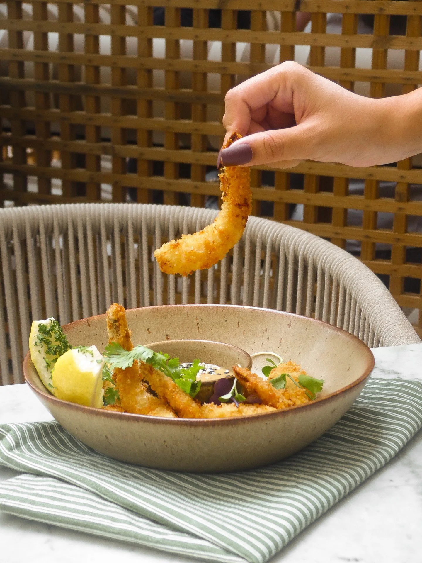 Golden crunch, tender centre 🍤✨ A plate that always delivers.

@galleriamall
@gatewayumhlanga

#PrawnLovers #CrispyEats #CafeFavourites