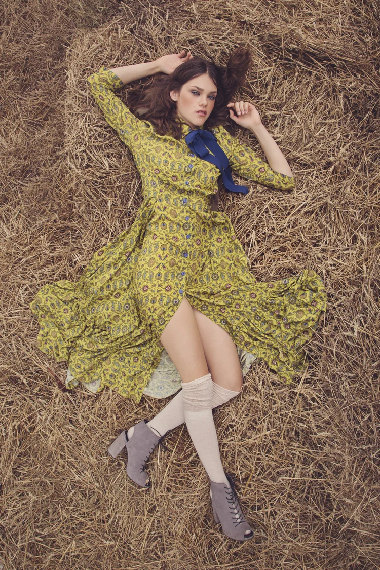 L’Officiel Latvia — fashion photography by Baiba Jakubaite, Doha