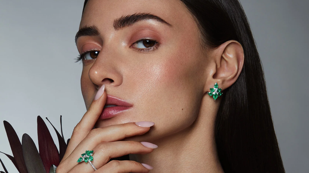 Kaltham Pavilion 1 — jewellery photography by Baiba Jakubaite, Doha