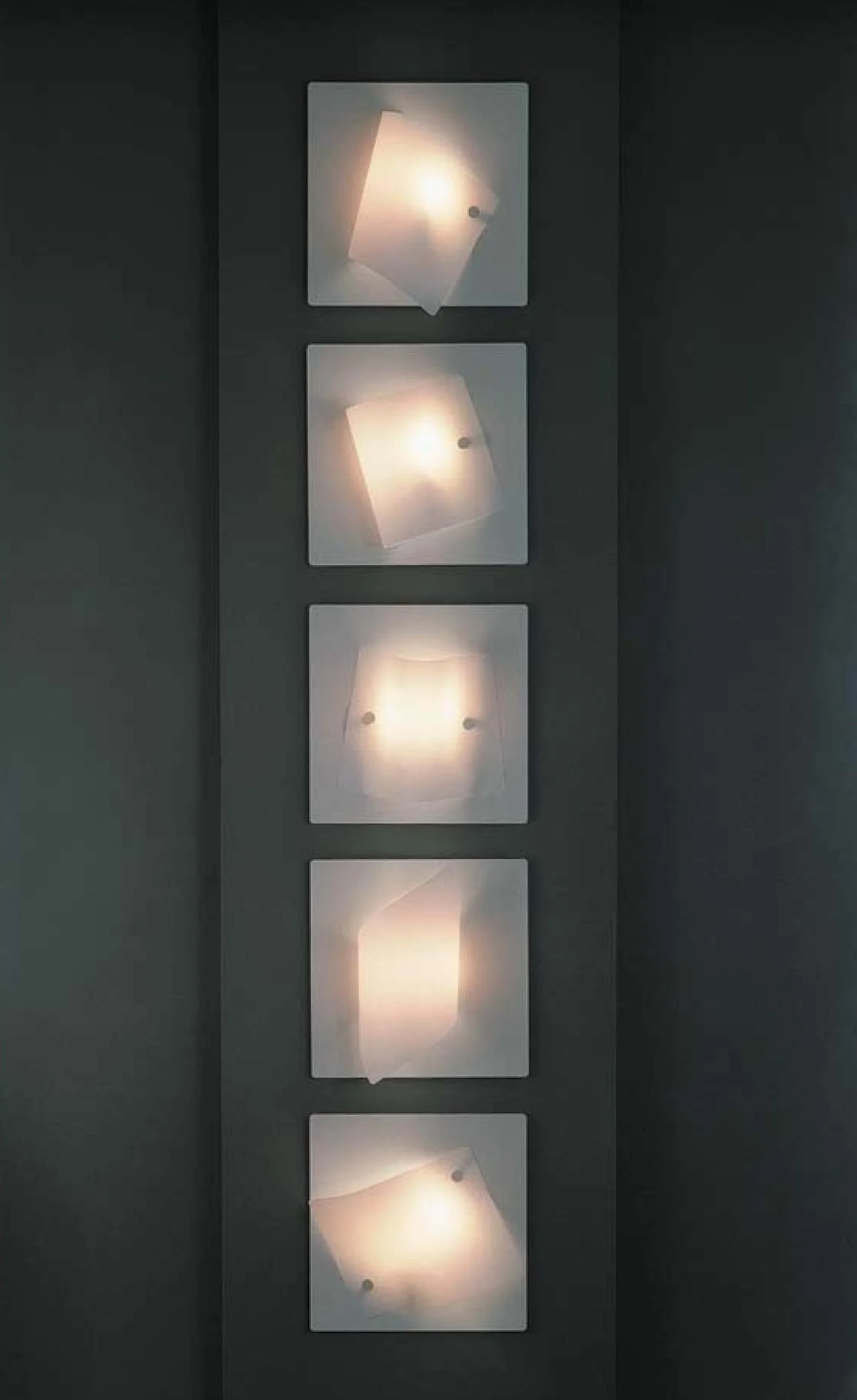 Bsweden_Kite_light-page-001.jpg