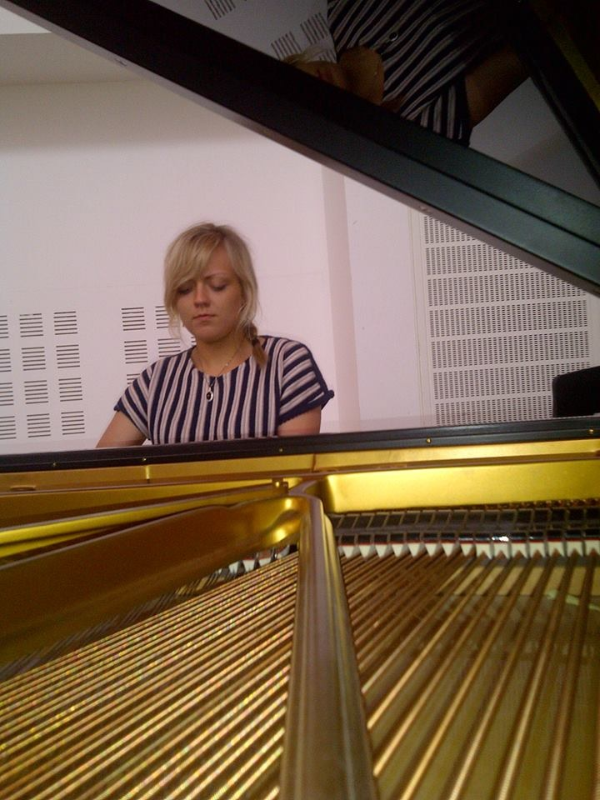 laura skype Laura Skype Card by Laura_the_Meerkat -- Fur Affinity [dot] net