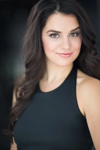 Headshot Taylor Pardell.jpeg