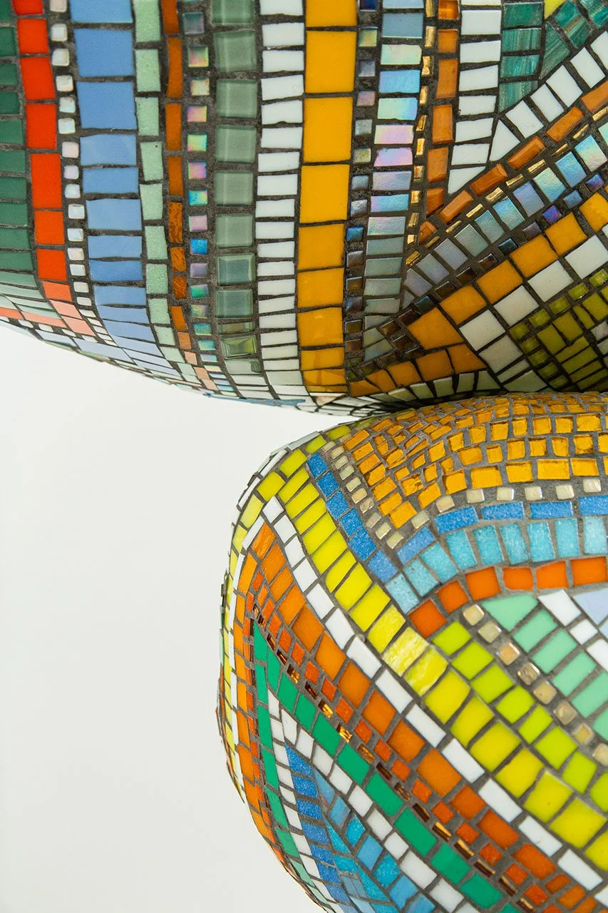 Totem-detail2.jpg