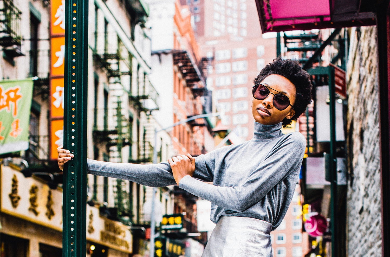 black aviator sunglasses for men and women