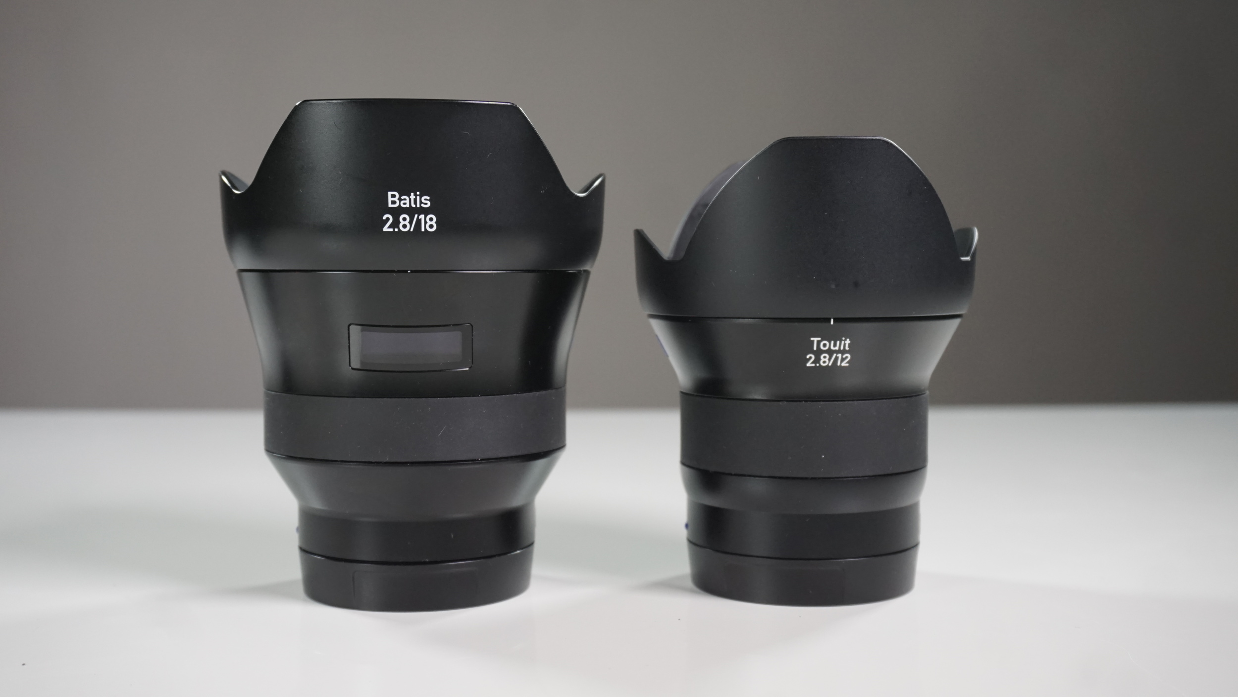 The full-frame Batis 18mm f/2.8 on an a7r II has the same field of view as its little brother Touit 12mm f/2.8 on the a6300. Other than the OLED display and without them being next to each other, it would be tough to tell them apart at first glance. 