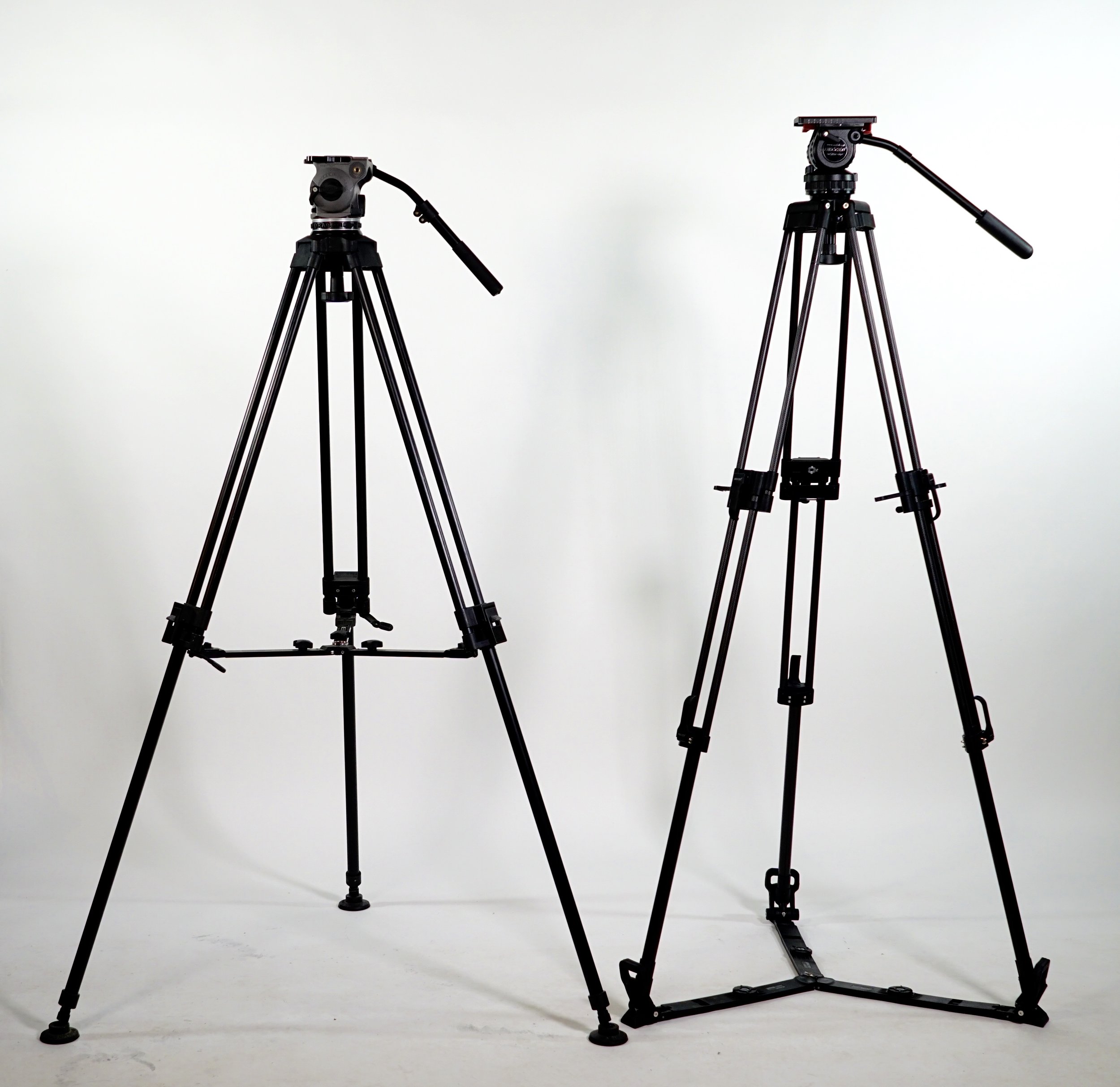Secced Reach Plus 1 tripod kit on the right; my Cartoni Focus HD on the left. Similar, but very different. the Secced can also be had with a mid-level spreader which definitely stiffens the upper stage when extended to maximum height.
