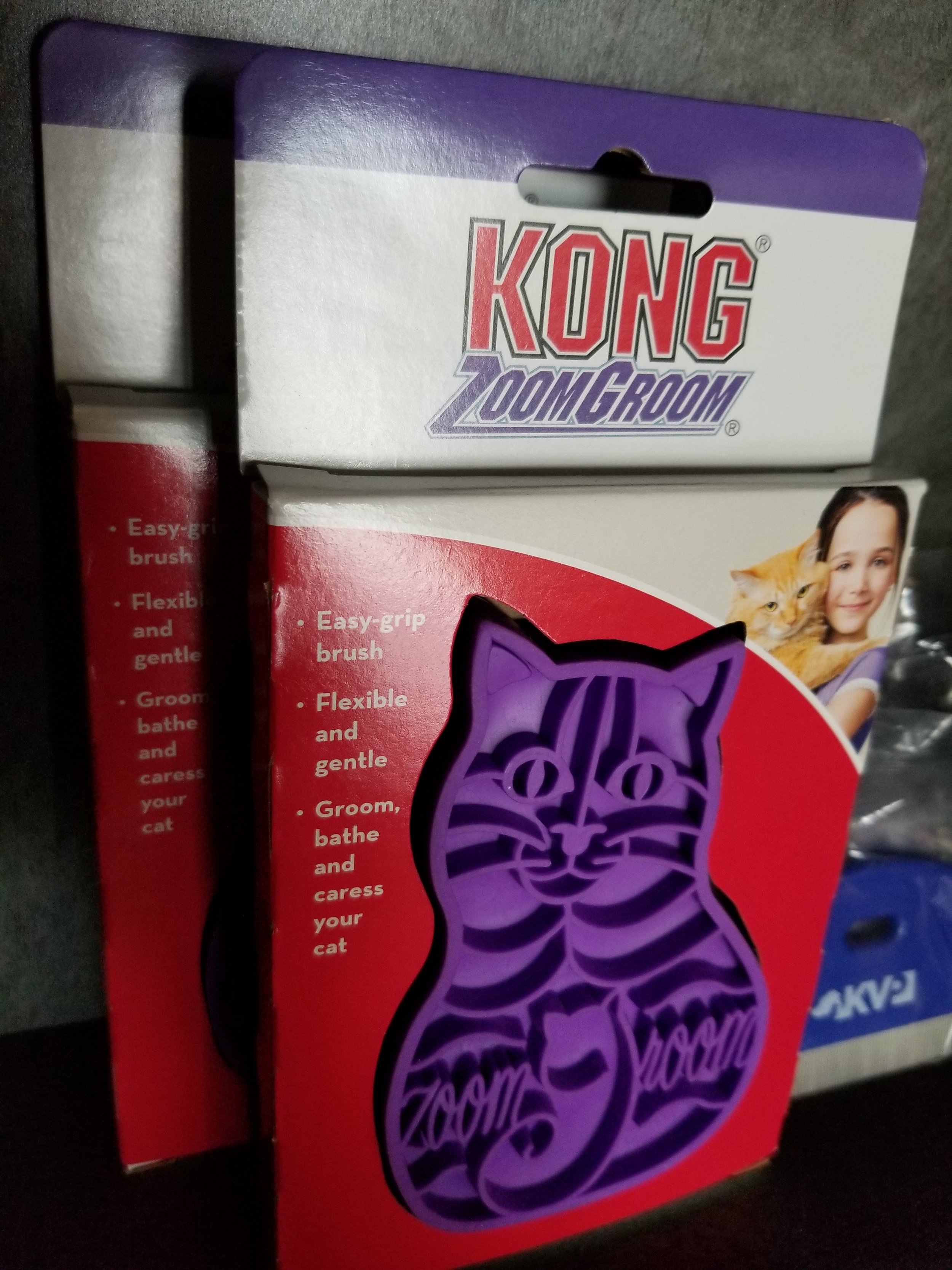 KONG ZoomGroom for Cats