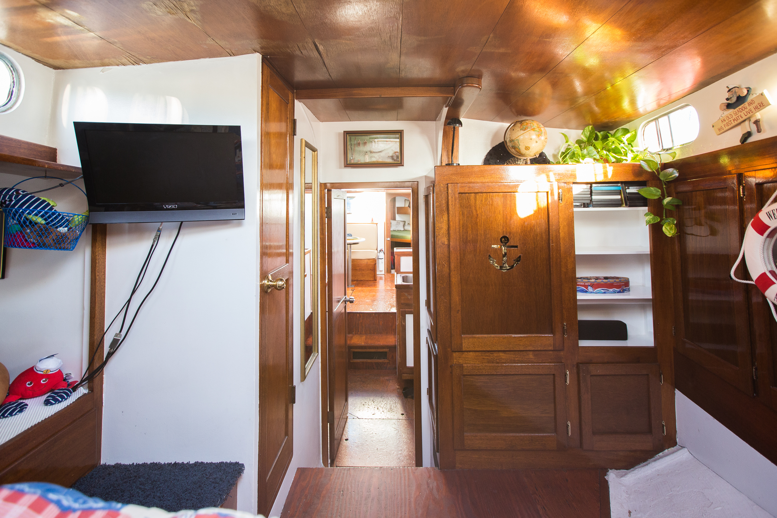 Aft stateroom looking forward