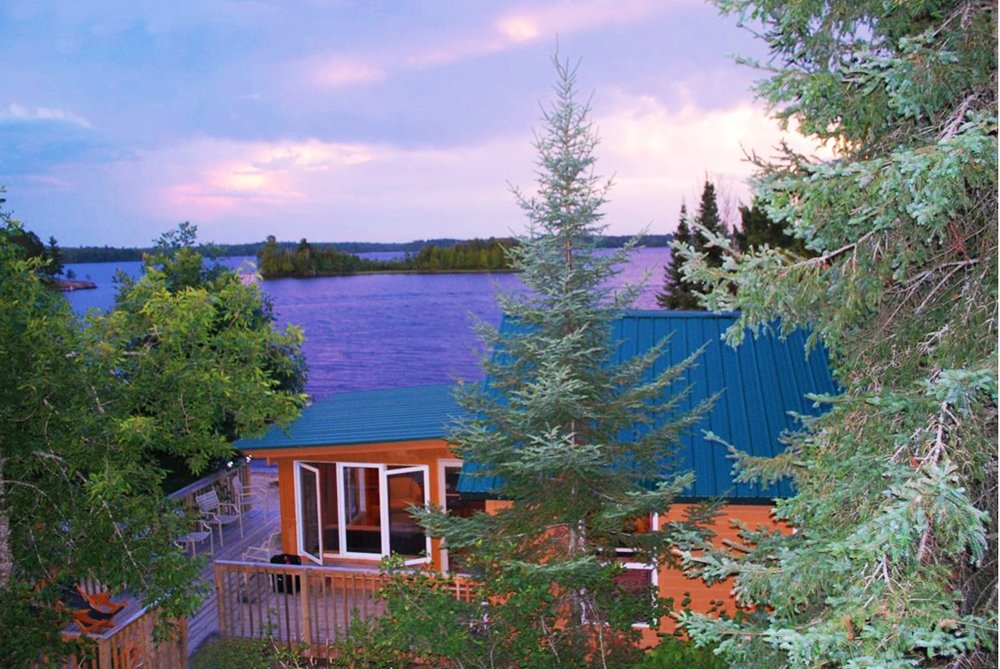 Cabin 18, the Jack Pine, perched on ledgerock under pines