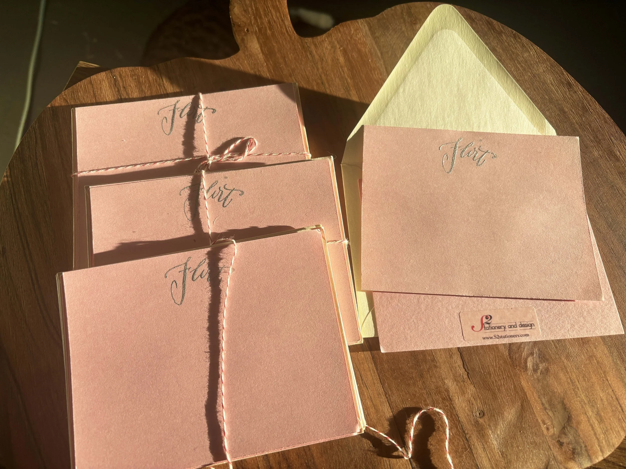 "Flirt" Script Embossed Note Cards with Gold Envelope (set of 8)