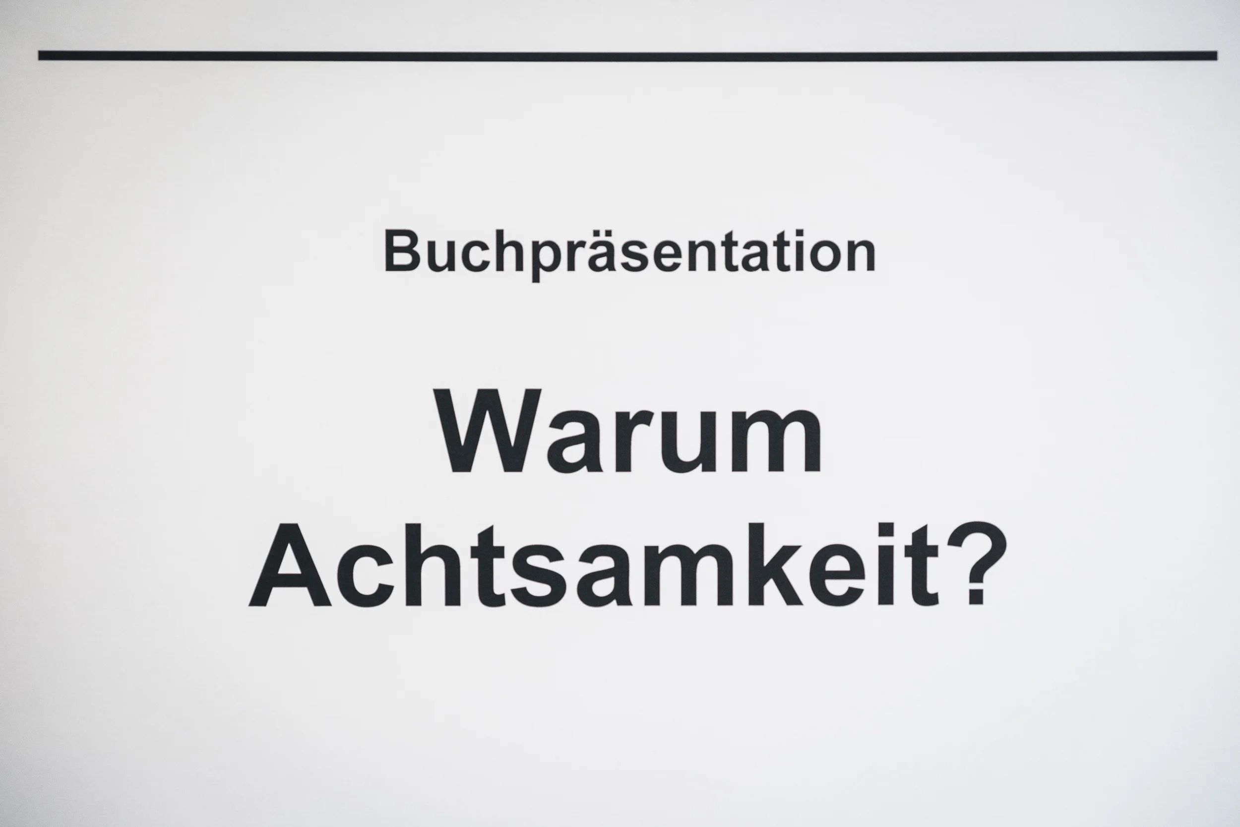 20180517_BuchpräsentationAchtsamkeit_0001.jpg