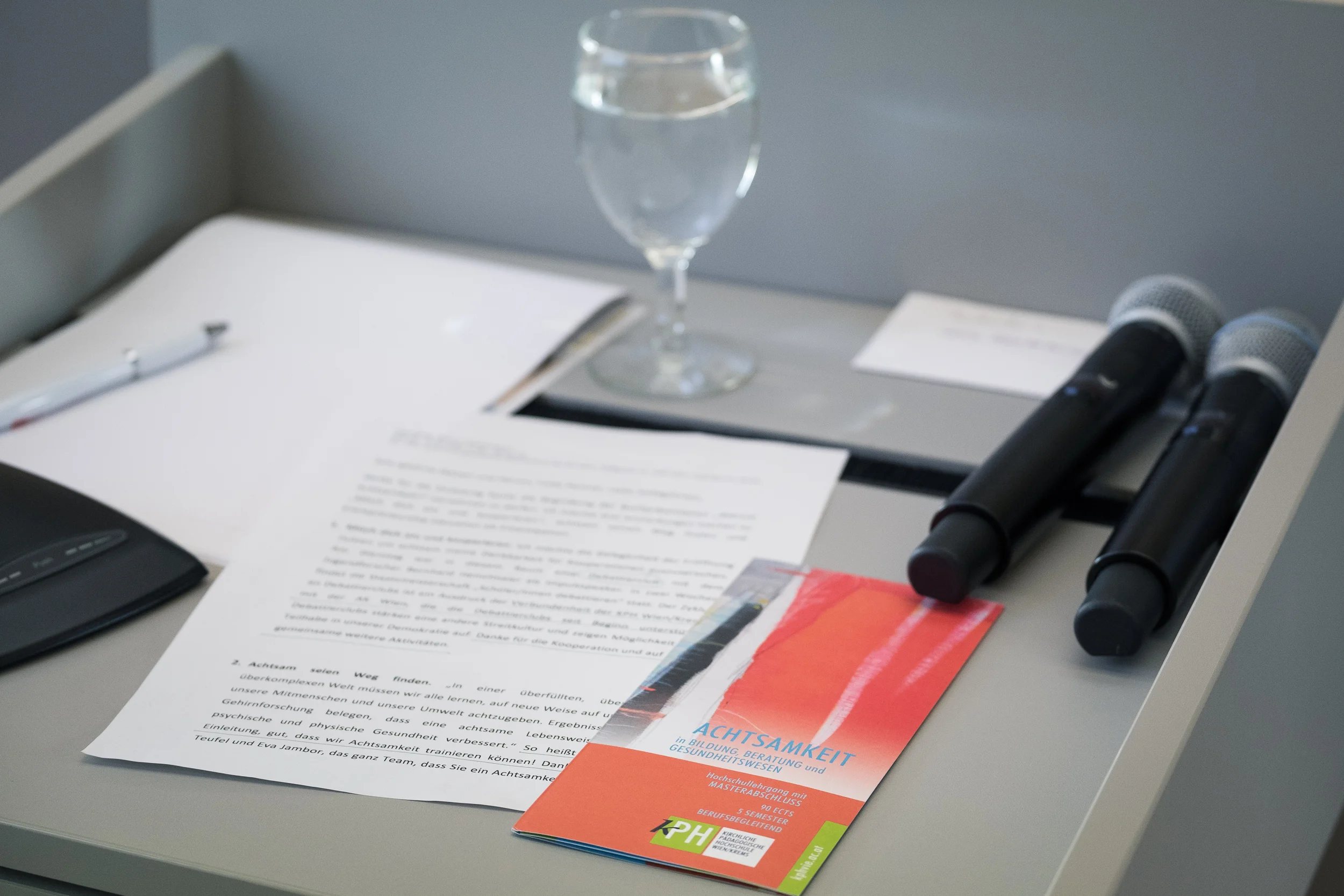 20180517_BuchpräsentationAchtsamkeit_0004.jpg
