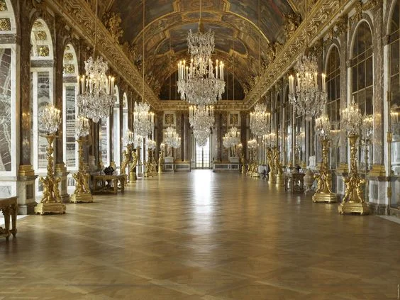 Hall Of Mirrors Address: Palace of Versailles, Place d'Armes, 78000 Versailles