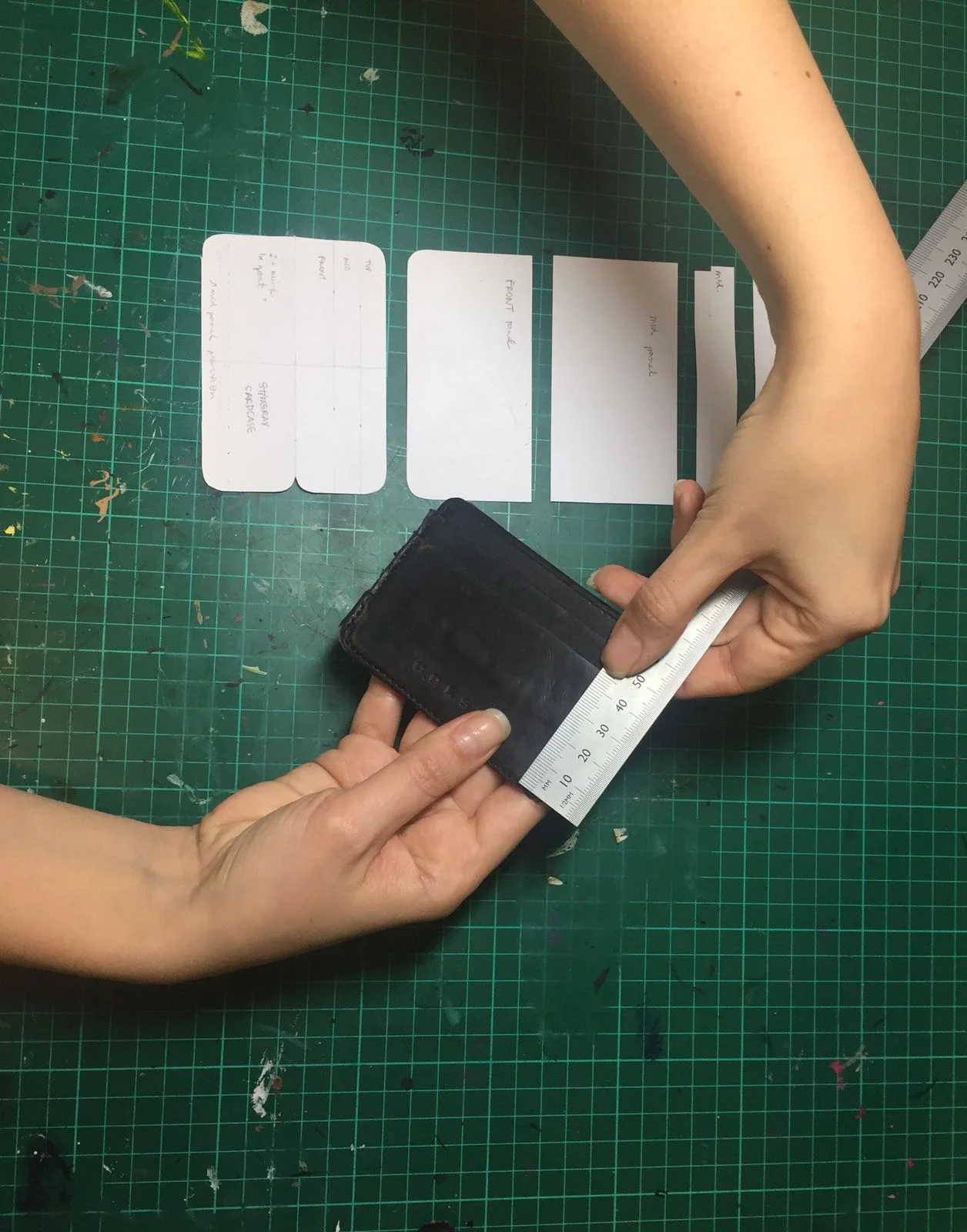 Stingray Card Case .jpg