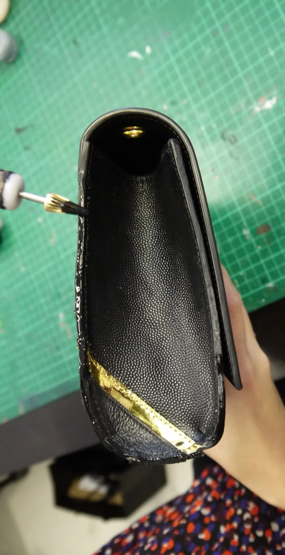 Re-edging the bag