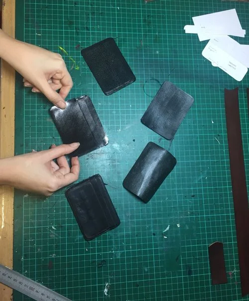 Stingray+Card+Case.jpg
