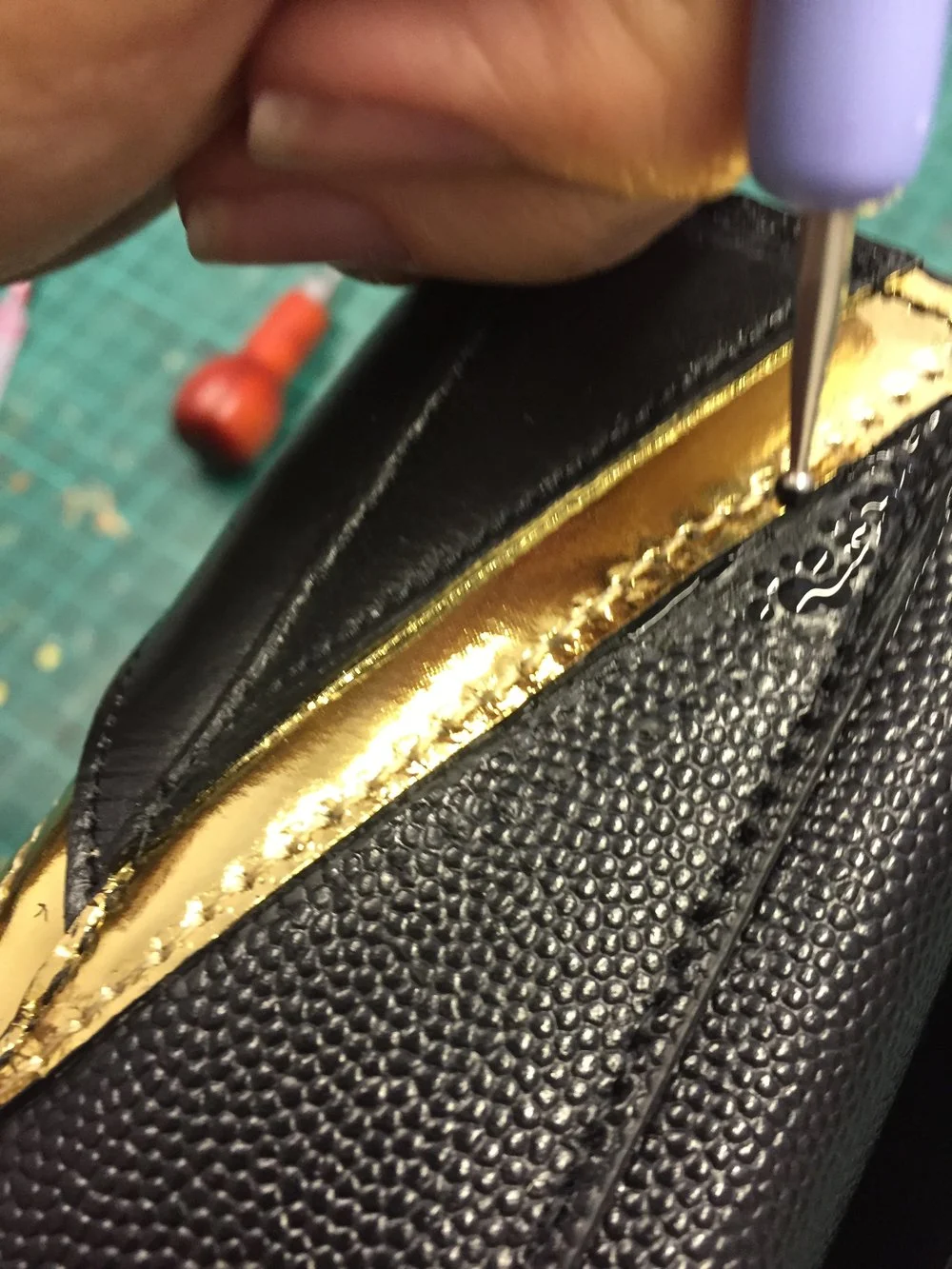 Re-creating the texture & visuals of the original leather