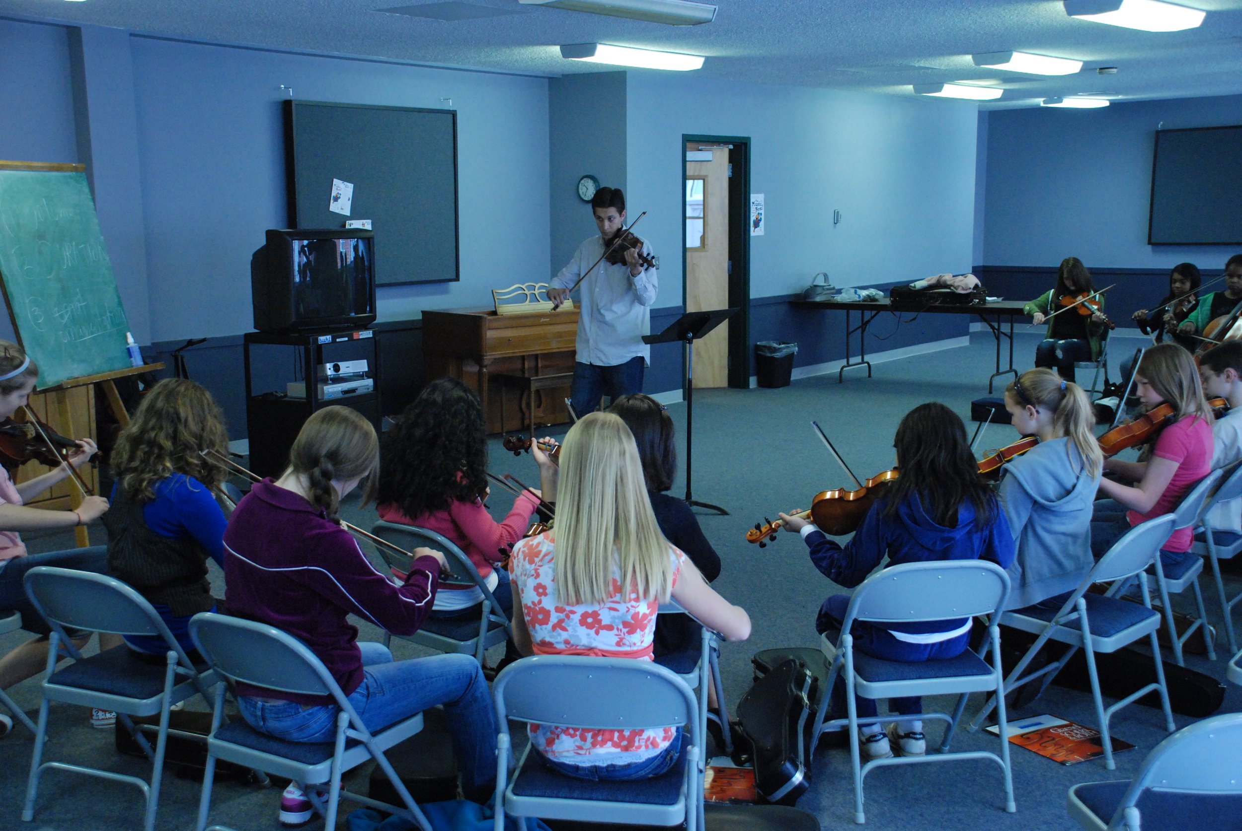 group fiddle workshop.JPG